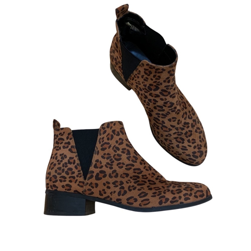 Joe Fresh Leopard Print Ankle Boots with Low Heel and Chelsea Style